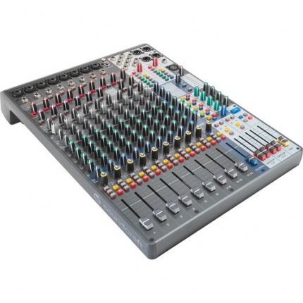 scr-sigplus12_03